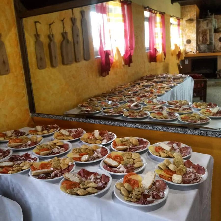 Agriturismo Usurtala Orani Exteriör bild