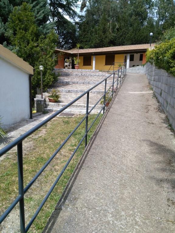 Agriturismo Usurtala Orani Exteriör bild