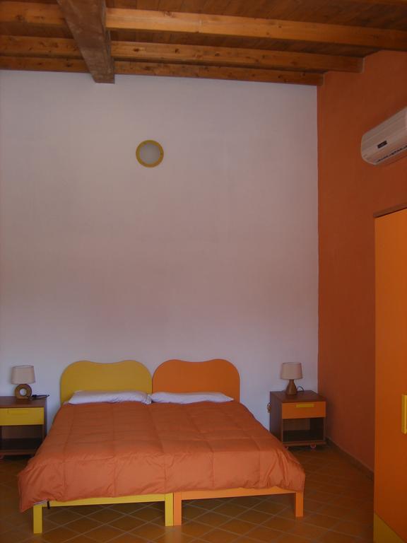 Agriturismo Usurtala Orani Exteriör bild